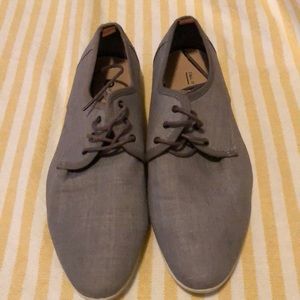 Mens gray causal shoes